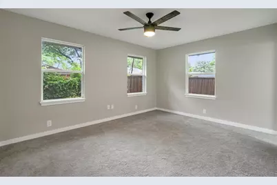 4815 Kelman Street, Dallas, TX 75214 - Photo 29