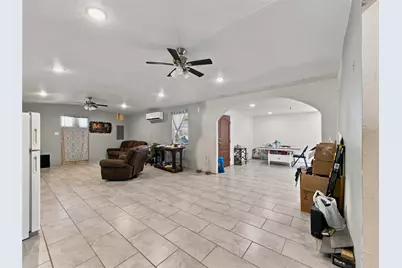 402 County Road 3422, Wills Point, TX 75169 - Photo 9