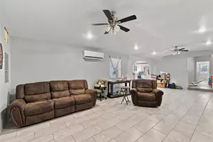 402 Co Rd 3422, Wills Point, TX 75169 - Photo 11
