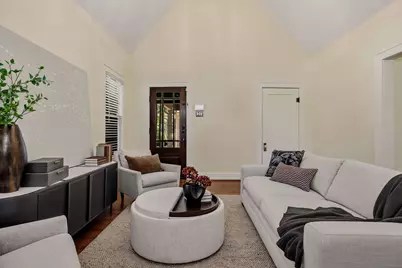 907 Monte Vista Drive, Dallas, TX 75223 - Photo 5