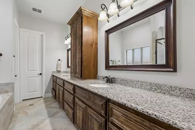 4921 Empire Way, Irving, TX 75038 - Photo 15
