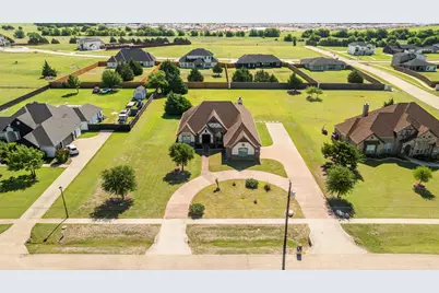 422 Rugged Drive, Red Oak, TX 75154 - Photo 1