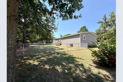 60 Holland Street, Pottsboro, TX 75076 - Photo 3