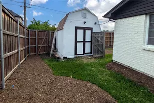 4122 Victoria St, Irving, TX 75062 - Photo 27