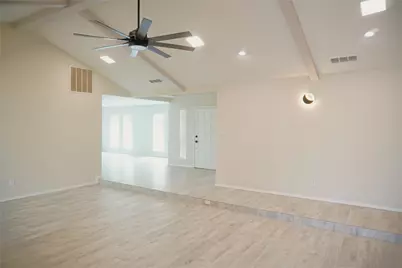 2721 Timberleaf Drive, Carrollton, TX 75006 - Photo 13