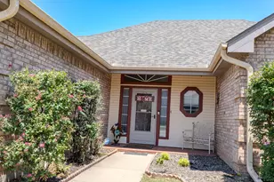 3942 Ridgmar Ln, Abilene, TX 79606 - Photo 3