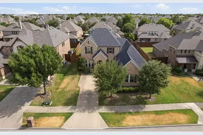 687 Dry Canyon Drive, Frisco, TX 75036 - Photo 3
