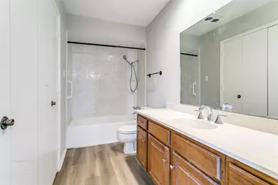 2112 Mistymeadow Court, Carrollton, TX 75006 - Photo 21