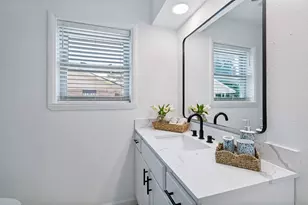 8605 Shagrock Ln, Dallas, TX 75238 - Photo 21