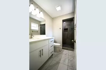 1015 Mitchell Road, Irving, TX 75060 - Photo 7