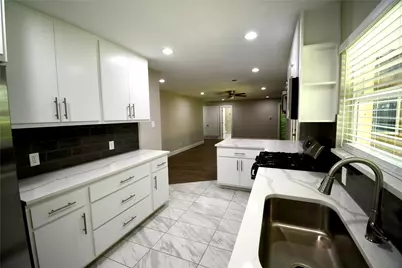 1015 Mitchell Road, Irving, TX 75060 - Photo 1