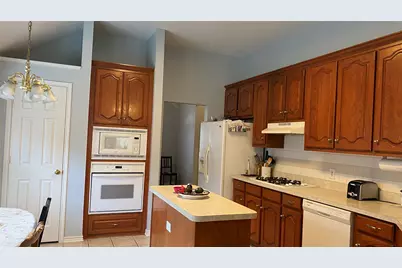 1326 Kingsley Court, Allen, TX 75013 - Photo 9