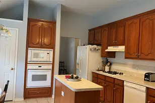 1326 Kingsley Ct, Allen, TX 75013 - Photo 9