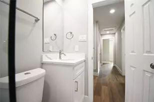 2805 Cornell Cir, Irving, TX 75062 - Photo 9