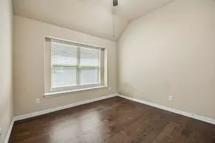 338 Wyndale Dr, Lewisville, TX 75056 - Photo 5