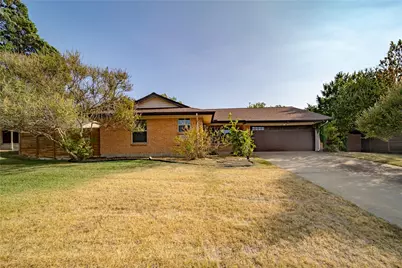 11030 Paddock Circle, Dallas, TX 75238 - Photo 17