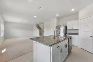 517 Brk Vw Dr, Van Alstyne, TX 75495 - Photo 5