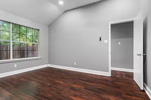 2401 Bennington Dr, Arlington, TX 76018 - Photo 19