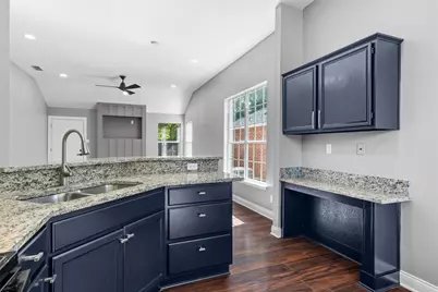 2401 Bennington Drive, Arlington, TX 76018 - Photo 9