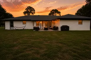 308 Oakwood Dr, Keene, TX 76059 - Photo 17