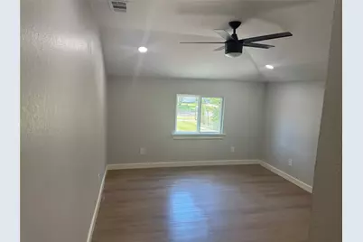 1123 Hansboro Avenue, Dallas, TX 75224 - Photo 5