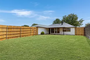 2217 Crystal Creek Ln, Garland, TX 75040 - Photo 23