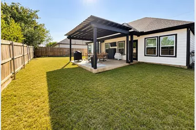 2421 Creek Drive, Granbury, TX 76048 - Photo 27