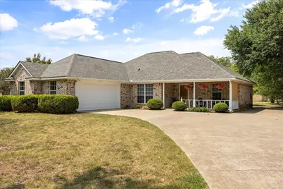 10519 Ravenswood Road, Granbury, TX 76049 - Photo 3