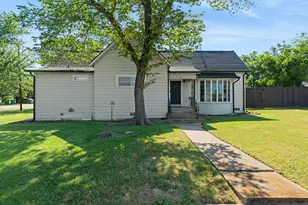 108 N Baker St, Ferris, TX 75125 - Photo 1