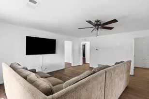 108 N Baker St, Ferris, TX 75125 - Photo 11