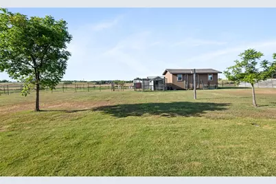 2060 Melton Road, Sanger, TX 76266 - Photo 39