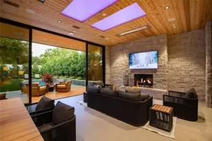 9118 Blf Holw Ct, Dallas, TX 75220 - Photo 31