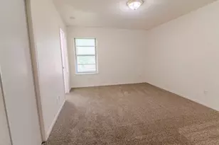 8017 Woodhue Rd, Dallas, TX 75228 - Photo 13