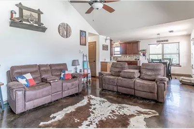 2302 San Saba Court, Granbury, TX 76048 - Photo 5