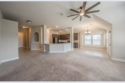5905 Scottsdale Lane, Fort Worth, TX 76179 - Photo 5