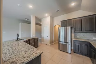 5905 Scottsdale Ln, Fort Worth, TX 76179 - Photo 9