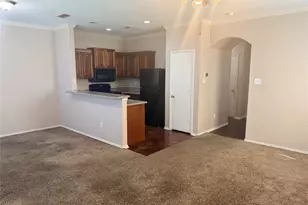 2318 Aldergate Dr, Arlington, TX 76012 - Photo 3