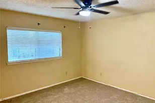 618 Pyramid Dr, Garland, TX 75040 - Photo 11