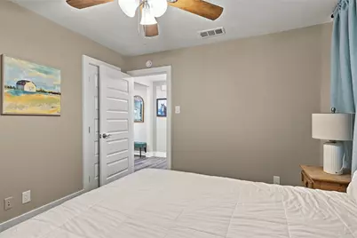 720 Thersa Drive, River Oaks, TX 76114 - Photo 25