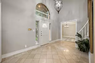 2311 Creekside Cir N, Irving, TX 75063 - Photo 29