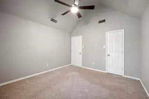 2311 Creekside Cir N, Irving, TX 75063 - Photo 21