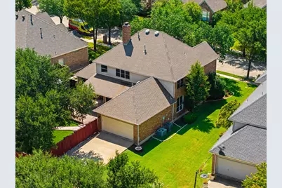 2311 Creekside Circle N, Irving, TX 75063 - Photo 33