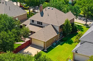 2311 Creekside Cir N, Irving, TX 75063 - Photo 33