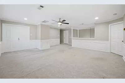 2311 Creekside Circle N, Irving, TX 75063 - Photo 25