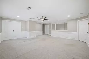 2311 Creekside Cir N, Irving, TX 75063 - Photo 25