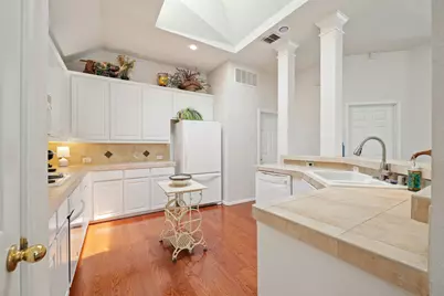 6860 Saddletree Trail, Plano, TX 75023 - Photo 7