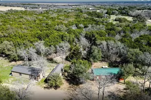 1332 County Rd 3660, China Spring, TX 76633 - Photo 9