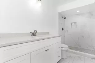 525 Ranch Trail, Irving, TX 75063 - Photo 17