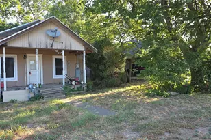 208 E Austin, Leonard, TX 75452 - Photo 3