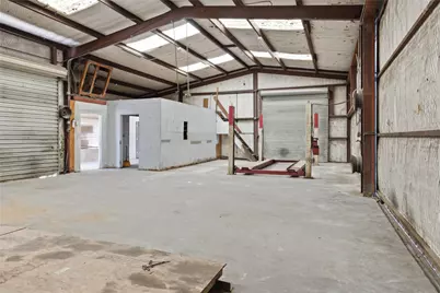 901 E Dallas Avenue, Cooper, TX 75432 - Photo 25